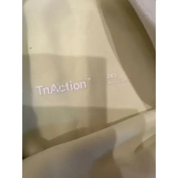 TNA Action Leggings women’s size Xsmall pale green - Picture 2 of 4